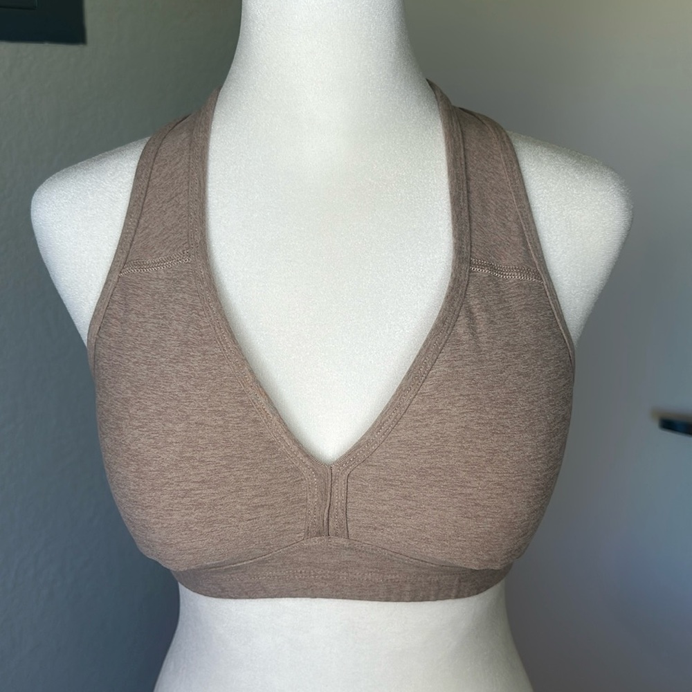 Beyond Yoga Spacedye Lift Your Spirits Bra in Heathered Birch size S